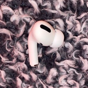 LEFT AIRPOD PRO BRAND NEW